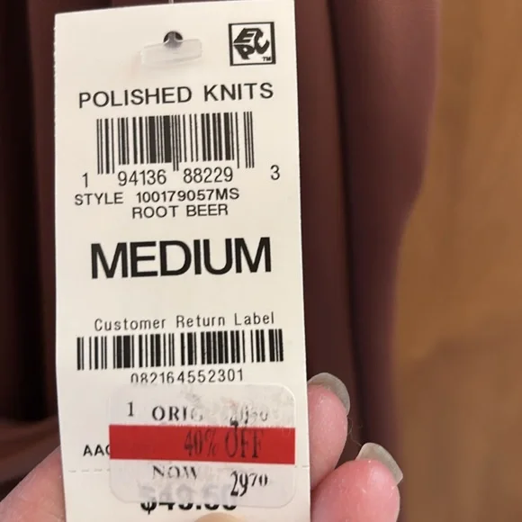 NWT EXPRESS COLD SHOULDER TOP - Picture 6 of 6